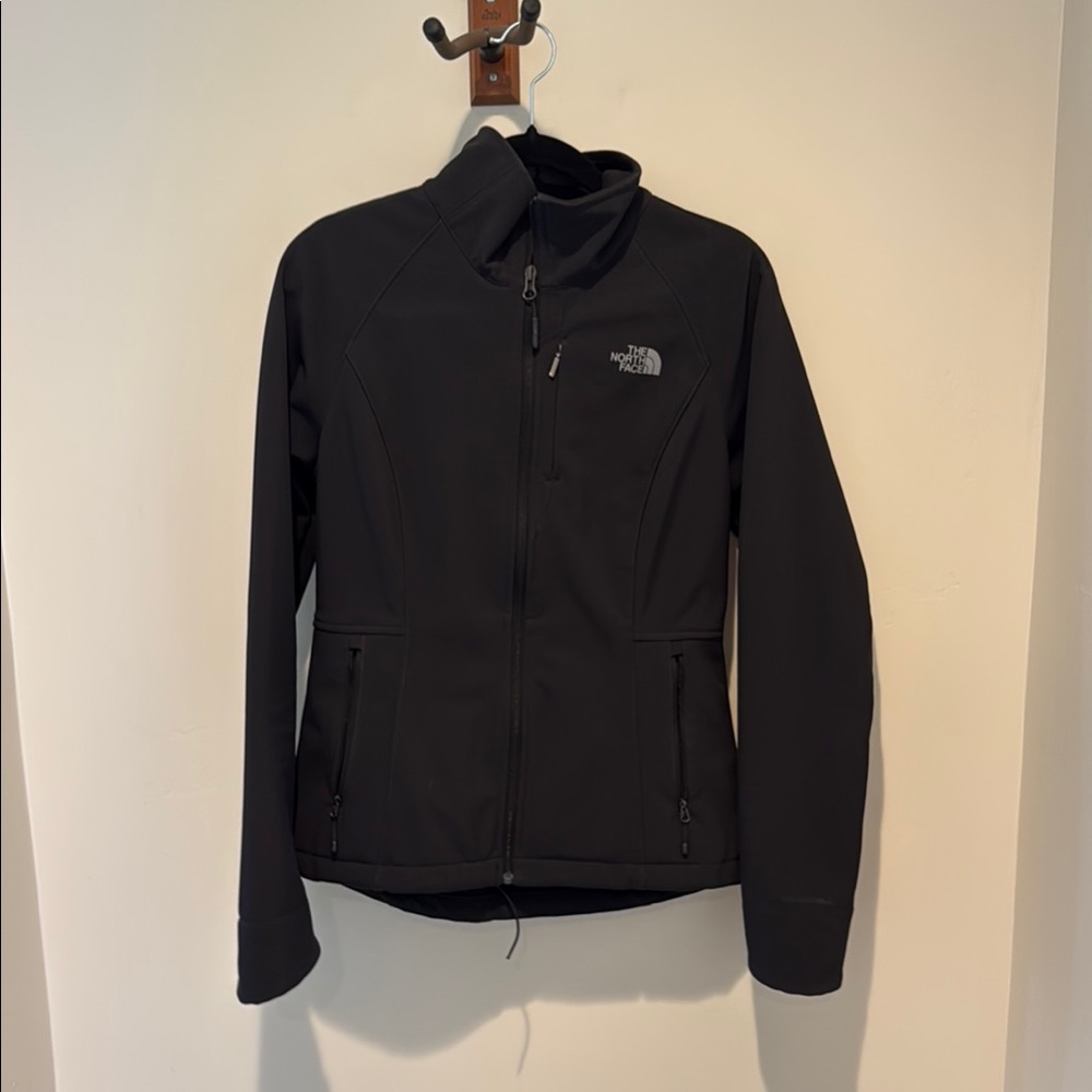 The North Face Black Utility Jacket with High-Performance Fabric